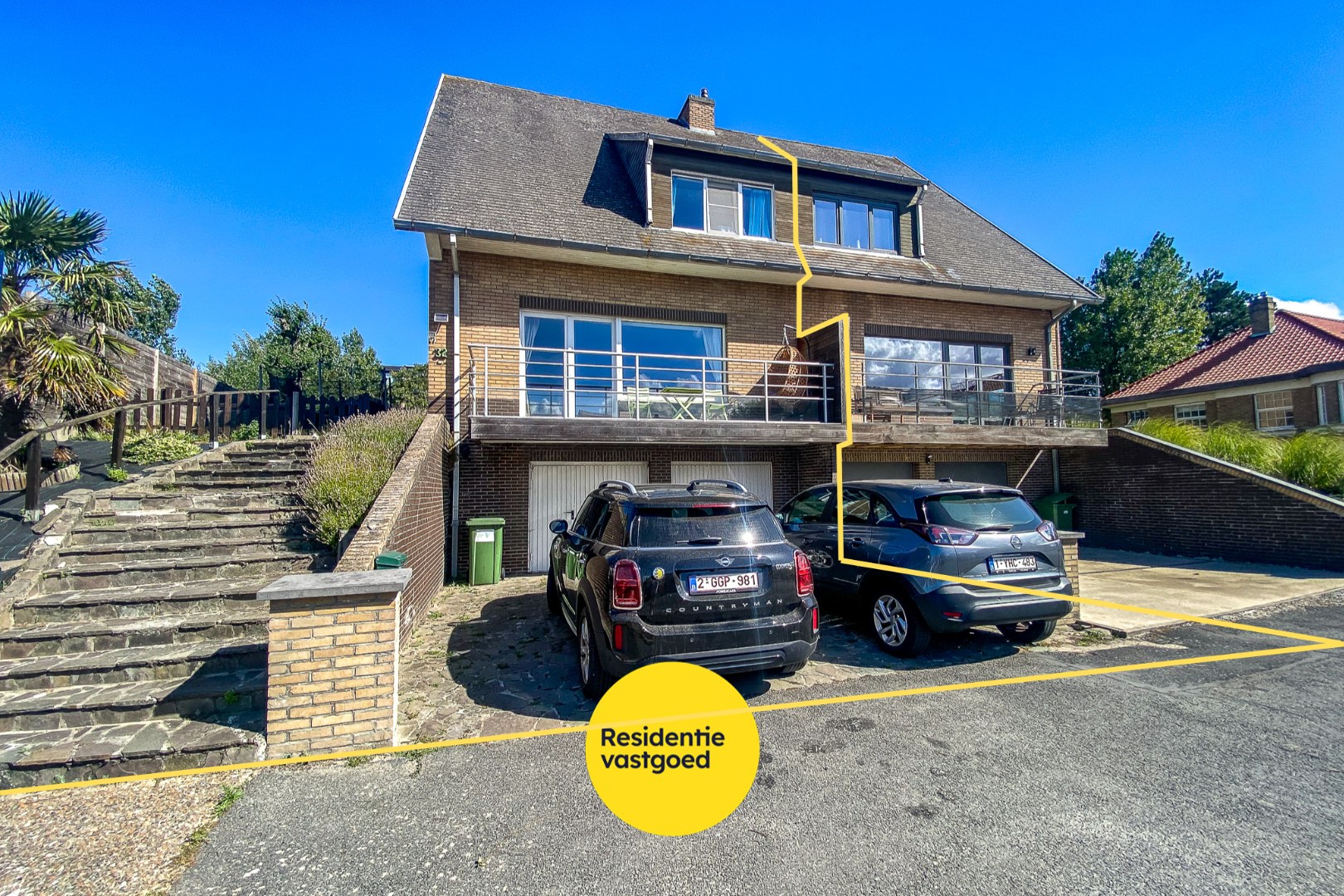 Ruime koppelvilla met 4 slaapkamers en dubbele garage te koksijde-Bad op amper 700m van het strand. - foto 1