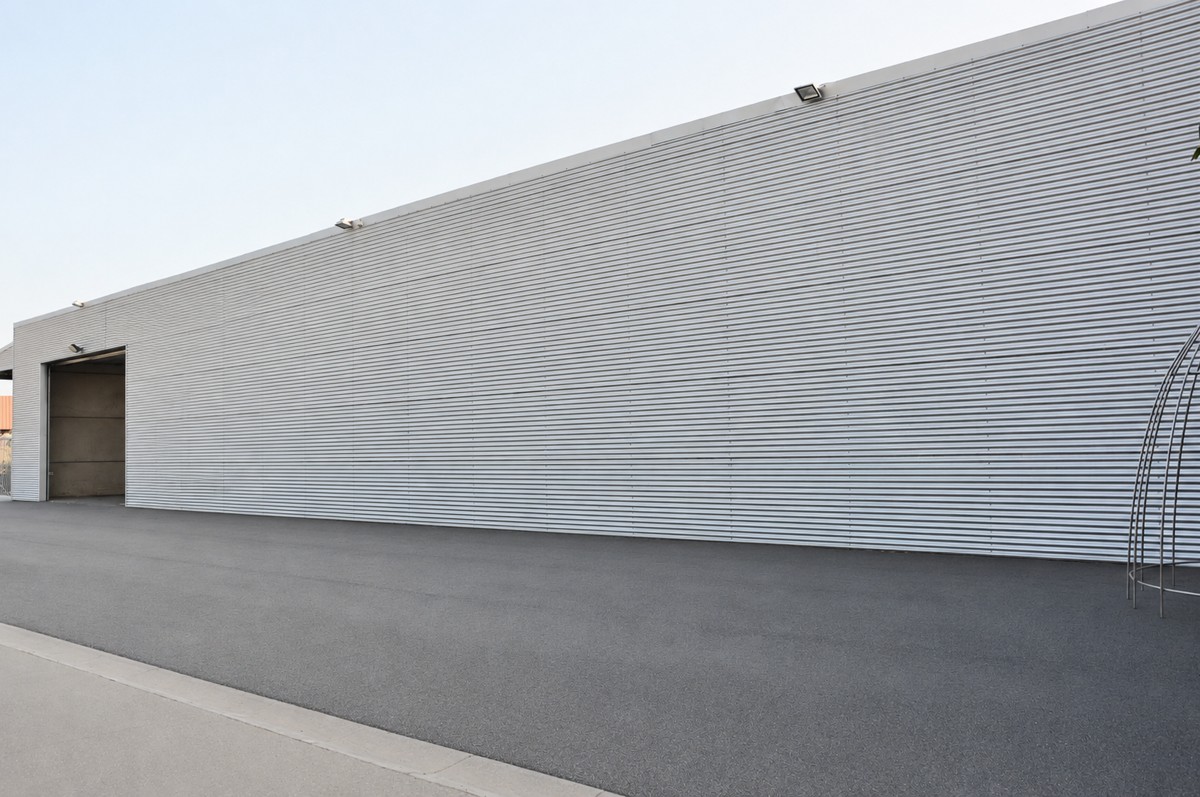 Magazijn/werkplaats 744m² te huur - foto 1