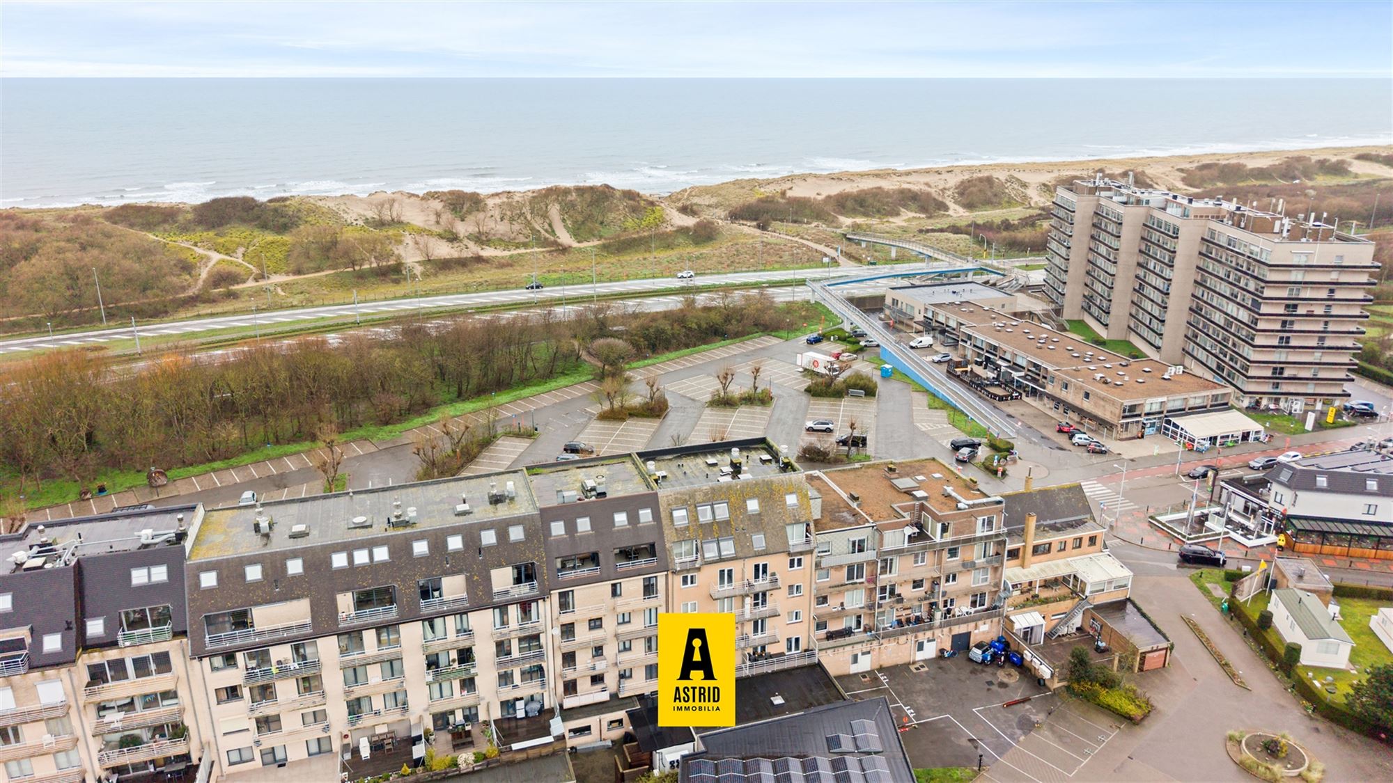 Studio met aparte slaaphoek op topligging! - foto 3