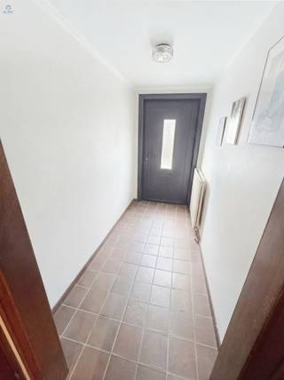 RENOVATE YOUR HOME WITH 4 BEDROOMS, GARAGE, AND GARDEN IN A PRIME LOCATION IN DENDERLEEUWAre you looking for a home with space, character & potential...