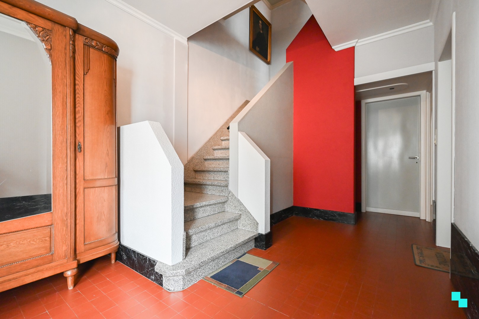 Kleurrijke kubistische burgerwoning in hartje Izegem - photo 2