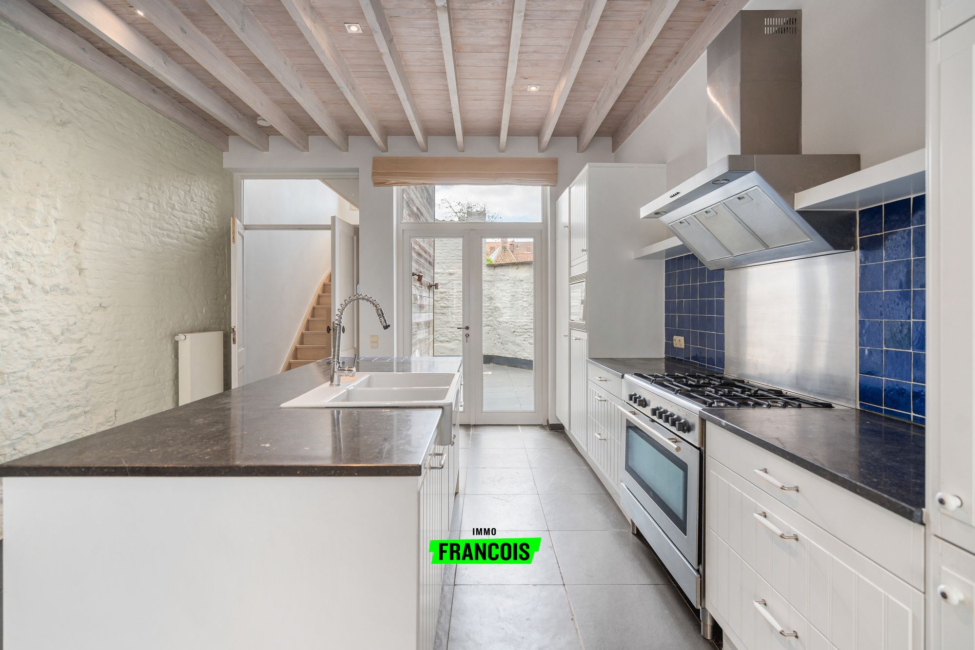 Karaktervolle herenwoning op toplocatie te Brugge - foto 5