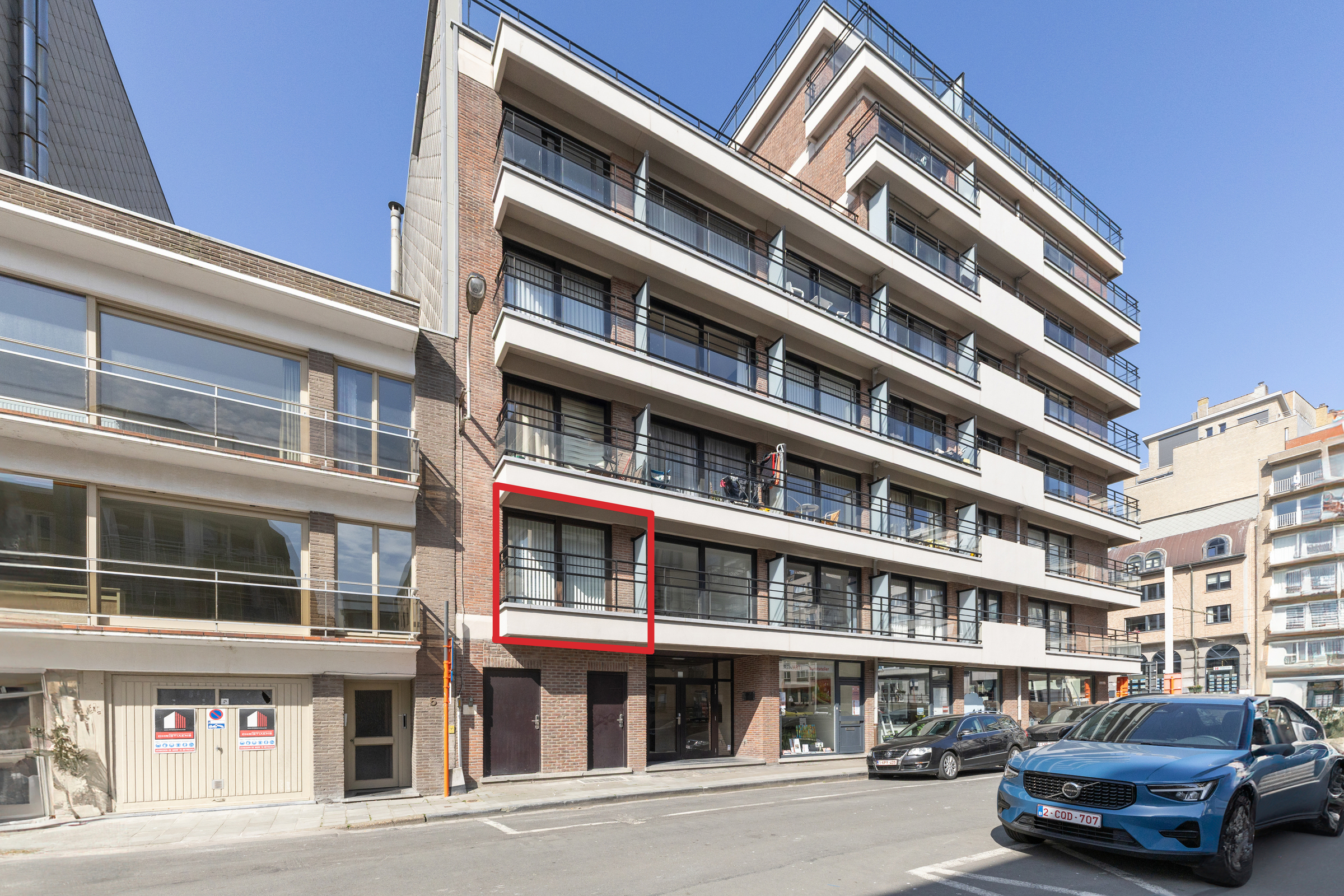 Gemeubeld appartement te koop vlakbij de zeedijk - Wenduine! - foto 2