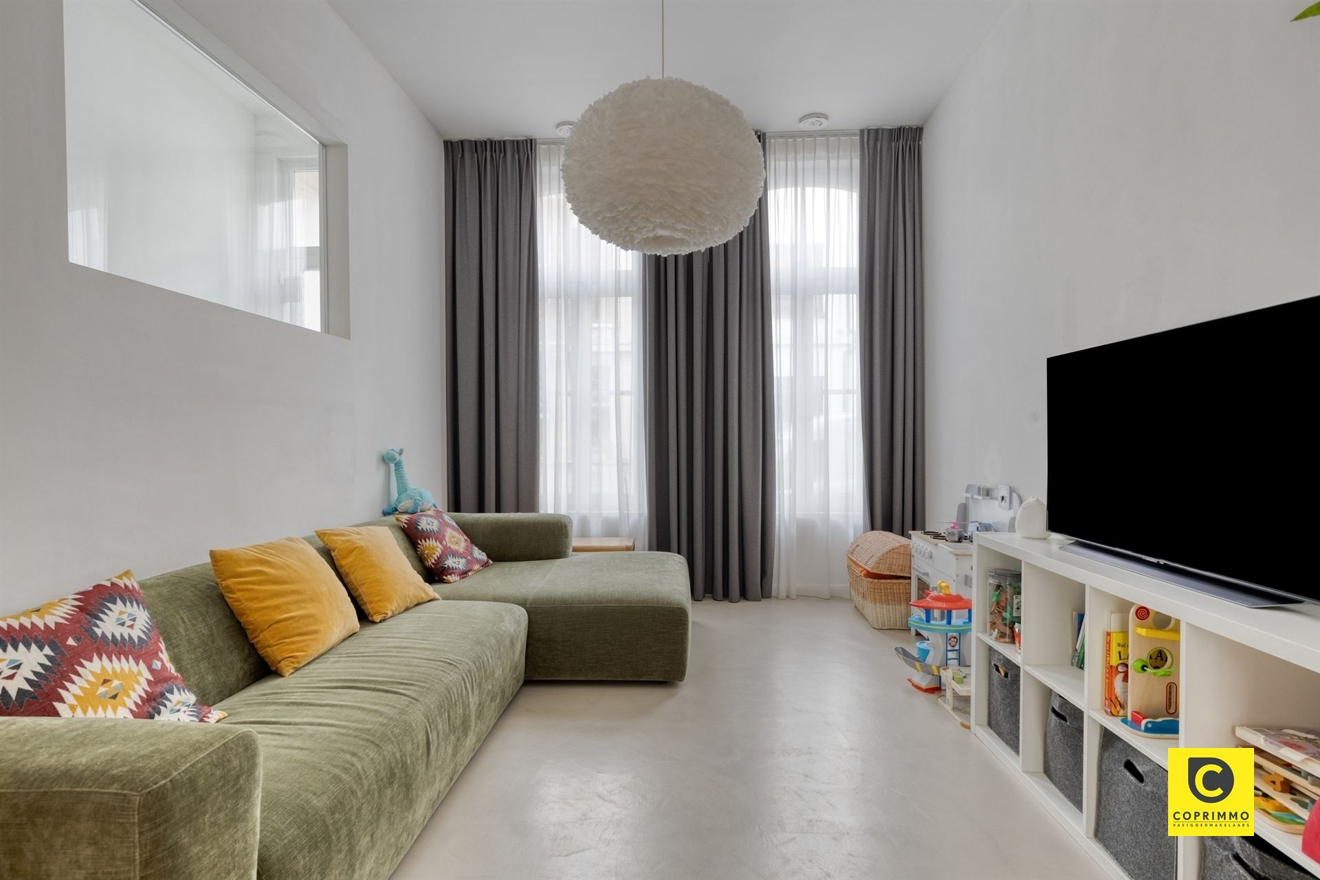Prachtig gerenoveerde herenwoning met 4 slpks, 2 bdks &amp; stadstuin! - foto 3