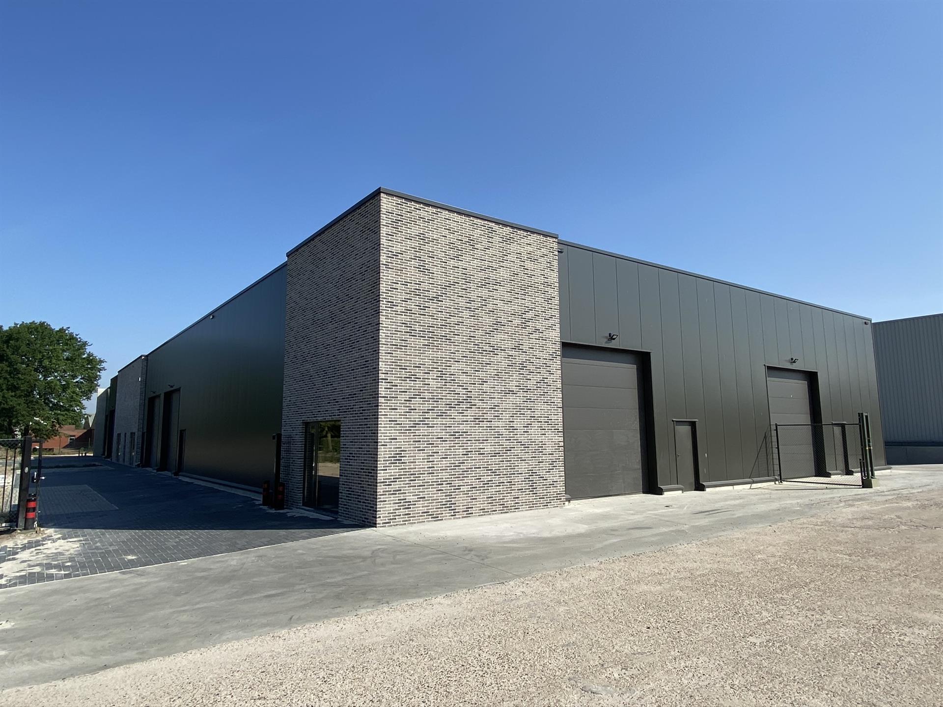 BEDRIJVENPARK "WINTERDIJK" - KMO-UNIT VAN 195M² TE HUUR - foto 1