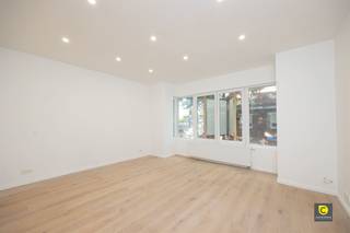 Recent gerenoveerd 1-slaapkamerappartement op toplocatie!Welkom in dit instapklare 1-slaapkamerappartement op de eerste verdieping, gelegen in de...