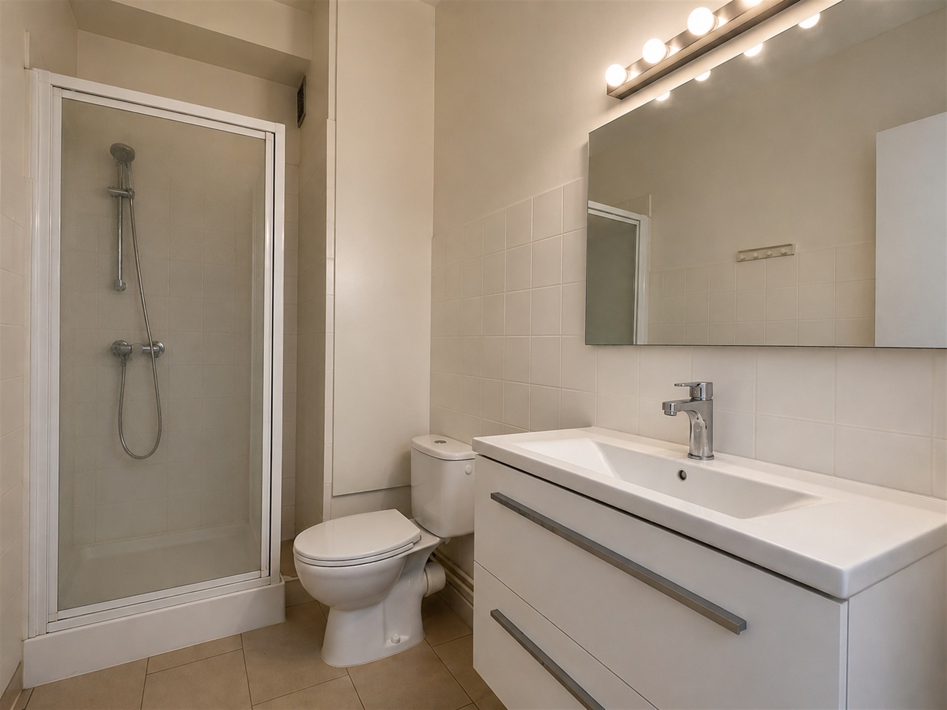 Apartment for rent in Antwerp - photo 4