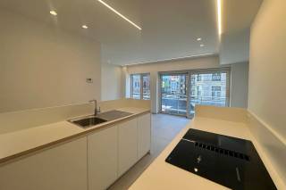 Located in a prime location in Blankenberge, close to the Blankenberge Casino and just behind the seafront promenade, this beautifully...
