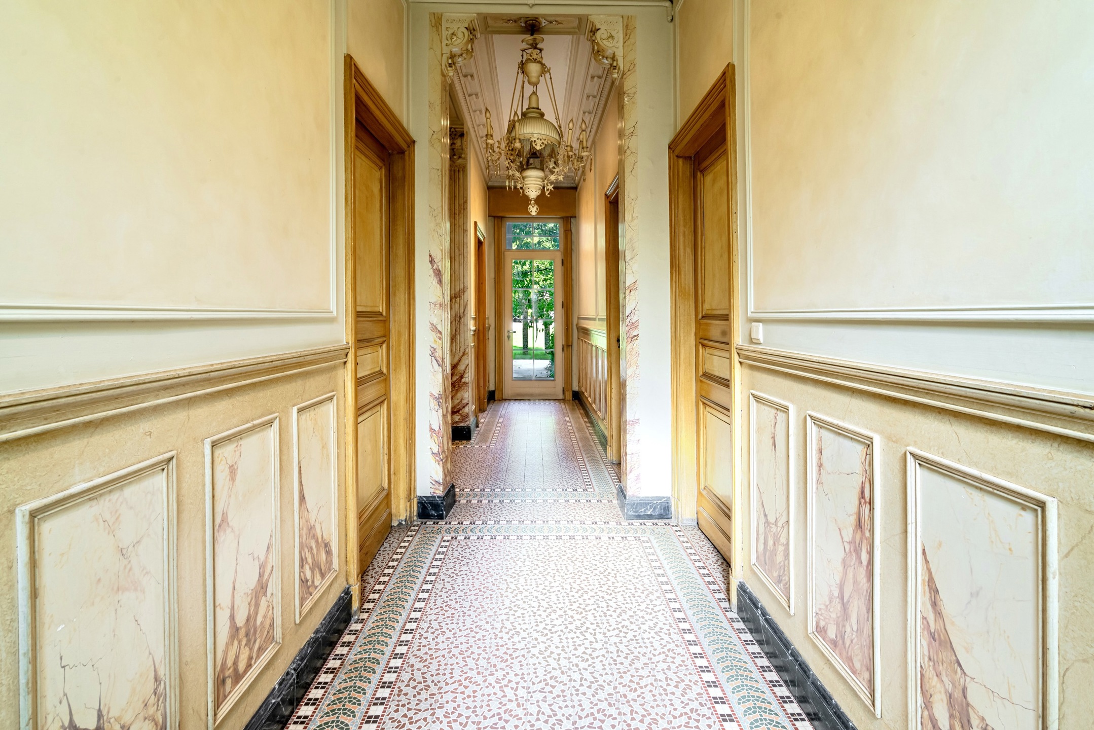 Maison à vendre à Roulers avec 6 chambres - photo 1