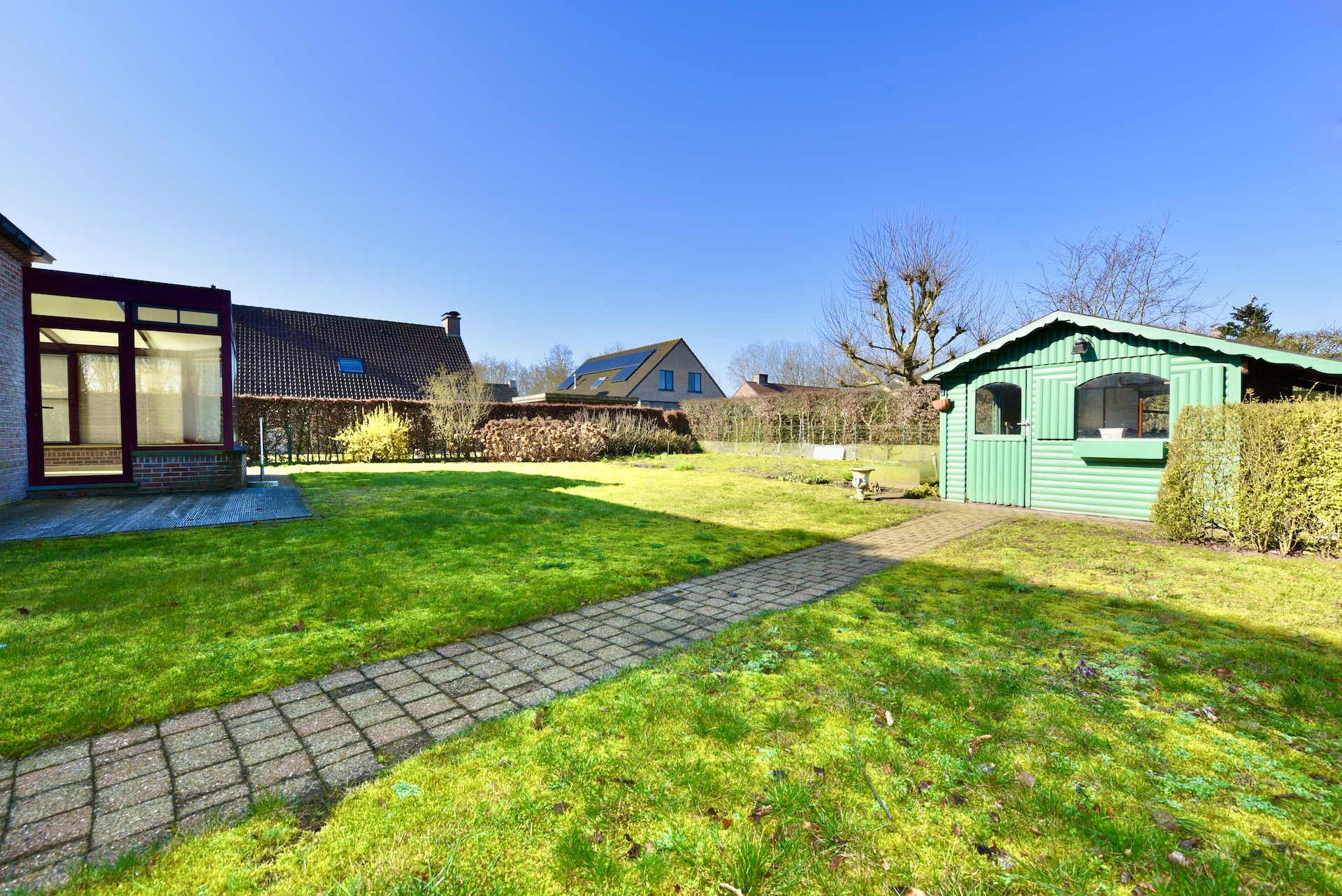Volumineuze woning met 4 slpk, gar, terras en tuin voor 439.000 EUR - foto 5