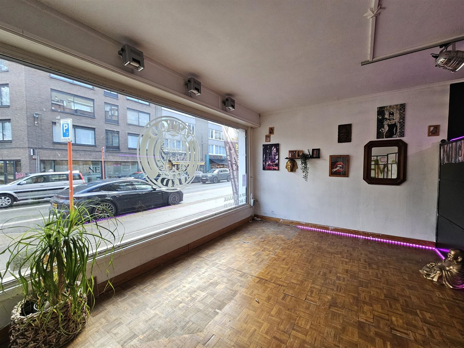 Commercial à louer à Brasschaat avec 1 chambre - photo 2