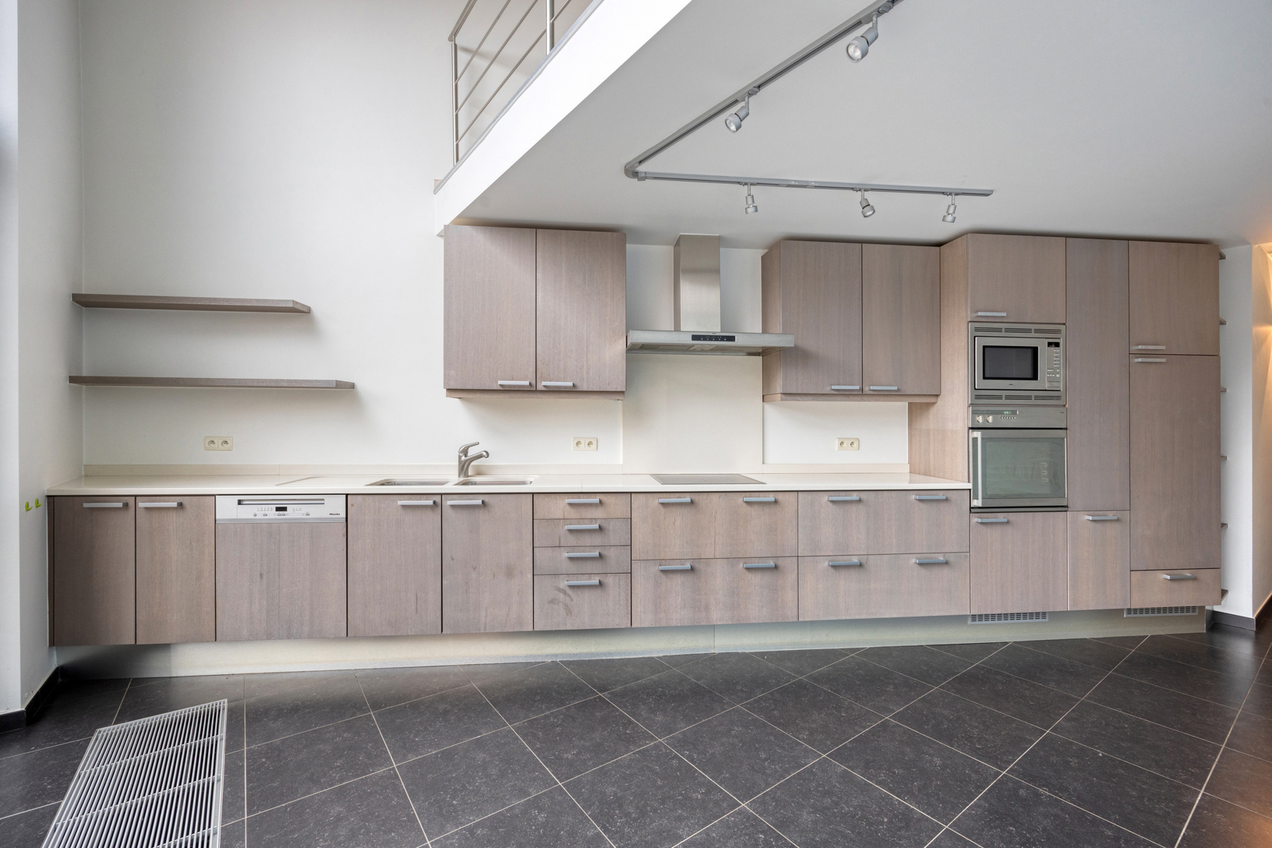 uitzonderlijke woonst in centrum Hoegaarden  - foto 5