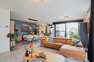 Dit recent appartement in Temse met zeer gunstig EPC (6 zonnepanelen) biedt een perfecte combinatie van comfort, stijl en een uitzonderlijke...