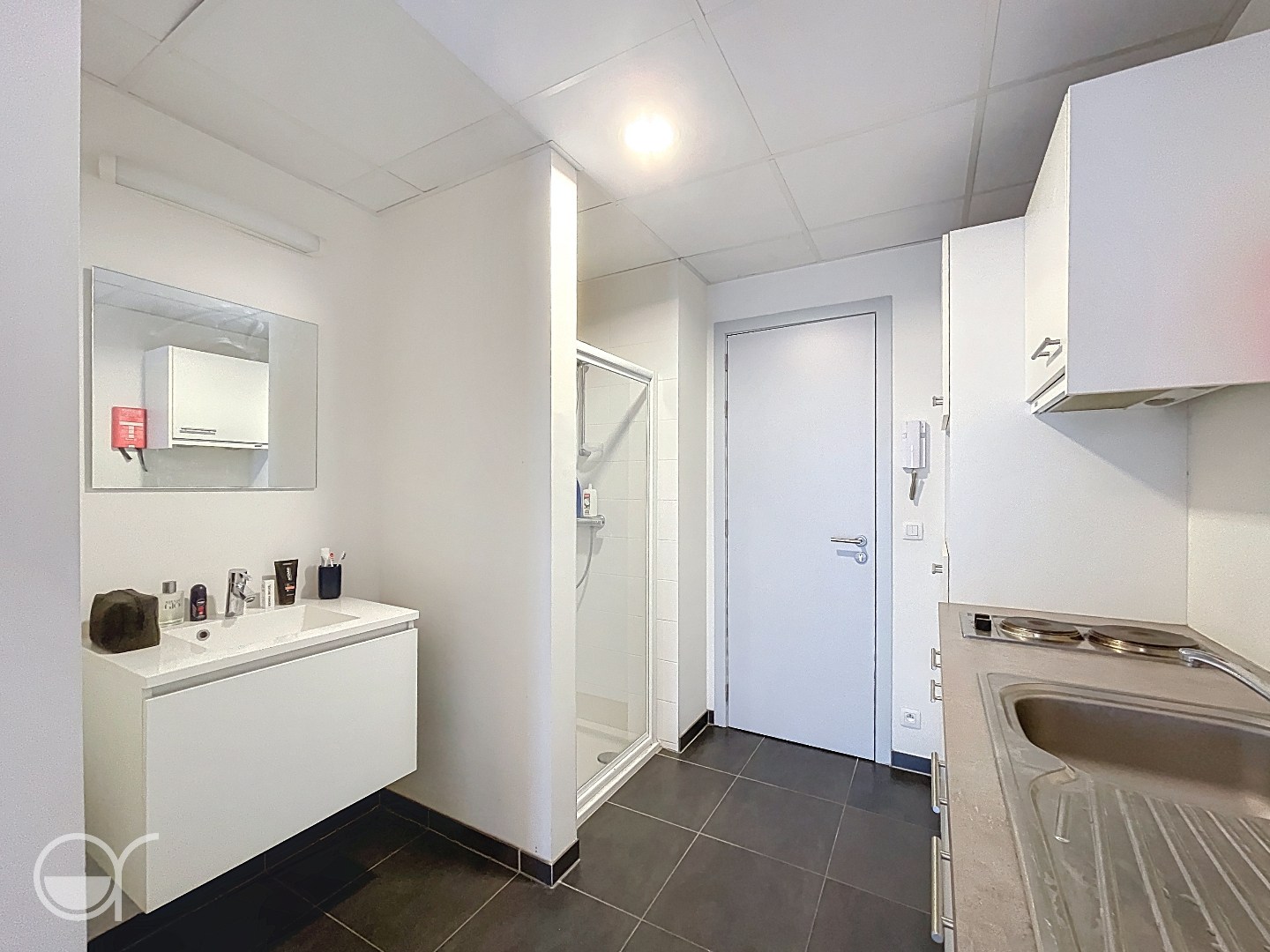 Studentenkamer met eigen douche en kitchenette in "Blaisantpark" - foto 4