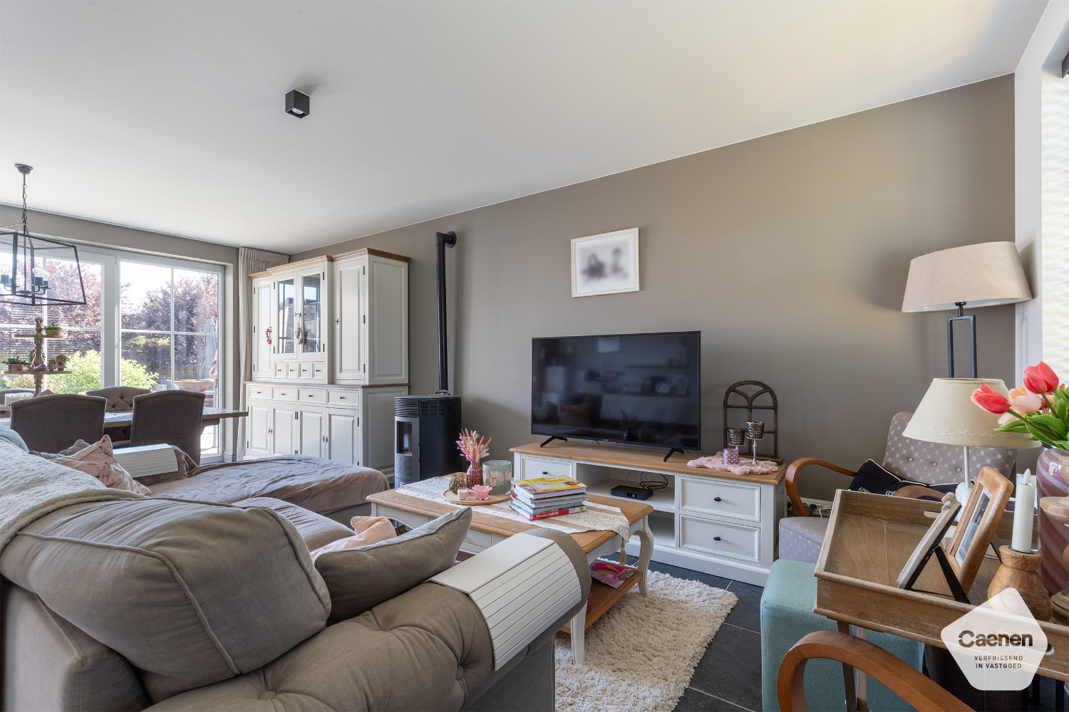 Energiezuinige prachtige woning op landelijke ligging met 3 slaapkamers en prachtige tuin! - foto 4