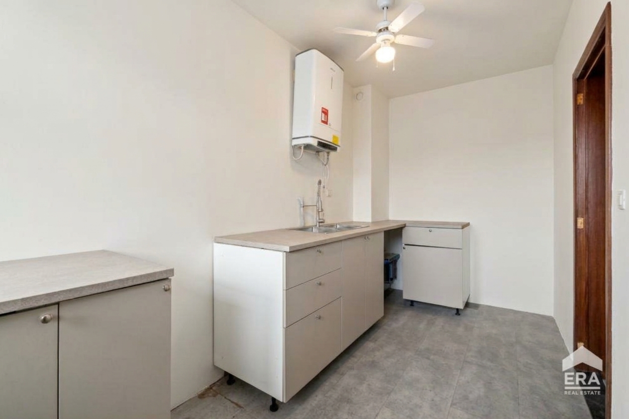 Te moderniseren 3-slaapkamer appartement rand Eeklo. - foto 4