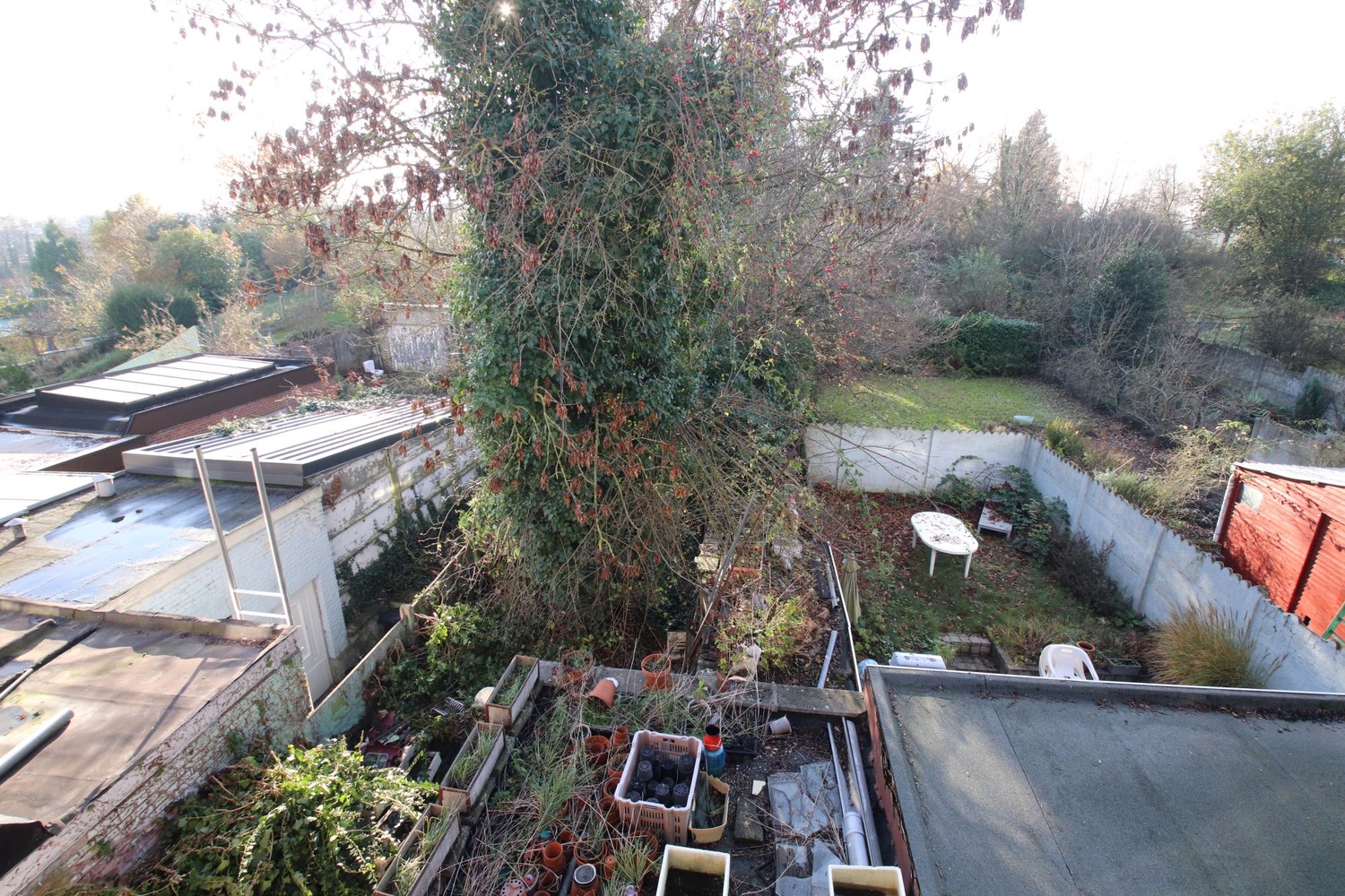 Te renoveren woning met zuid-west gerichte tuin - foto 2