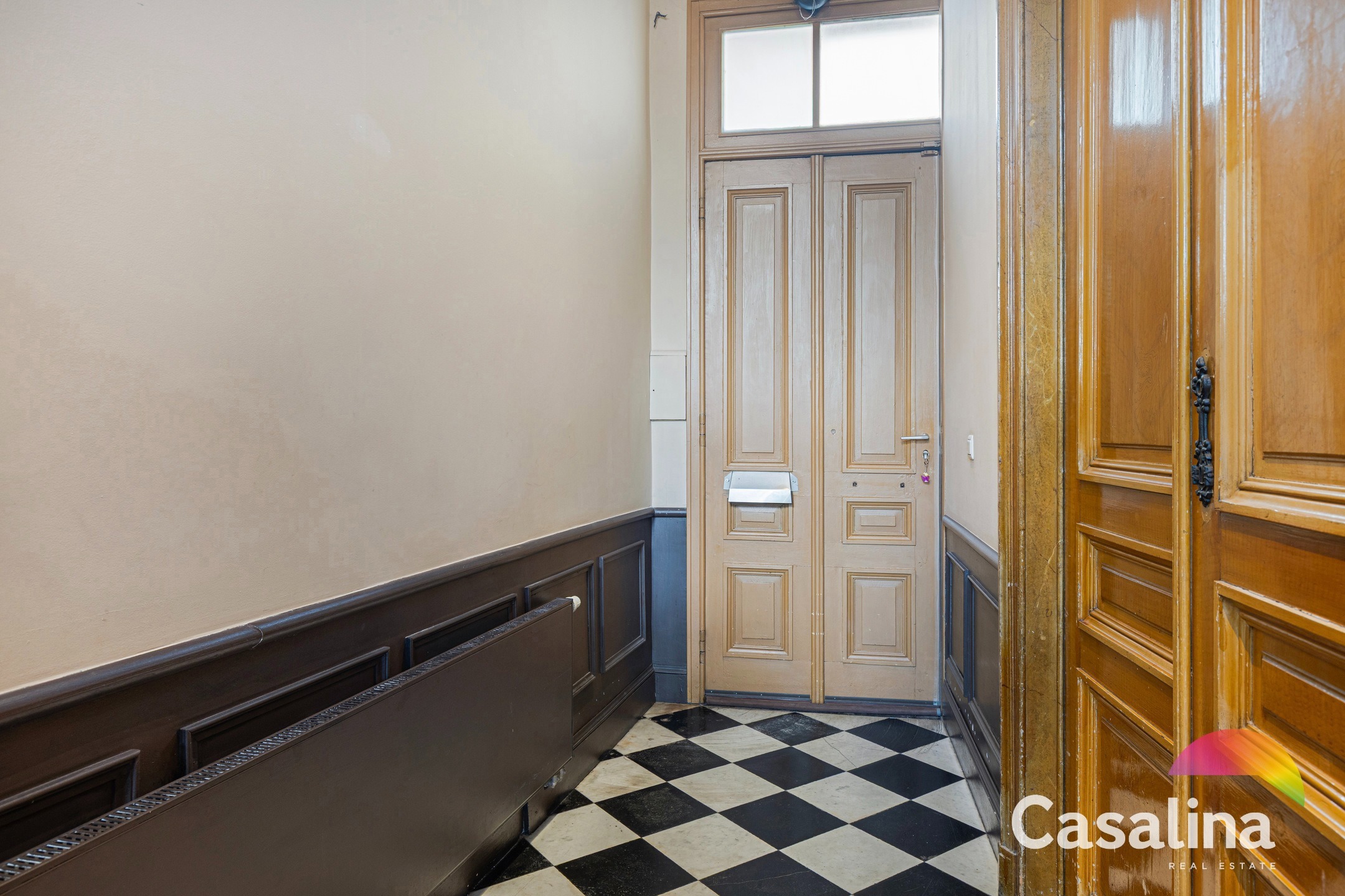 House for sale in Brussels with 5 bedrooms - photo 3
