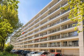 Situé avenue Jean Sibelius, dans le quartier Scherdemael à Anderlecht, ce studio d’environ 32 m² bénéficie d’un emplacement pratique et recherché,...