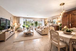 De Panne: Instapklaar appartement met 2 slaapkamers en 2 terrassen te koop in het centrum met open zicht – Residentie Fantasia Bent u op zoek naar...