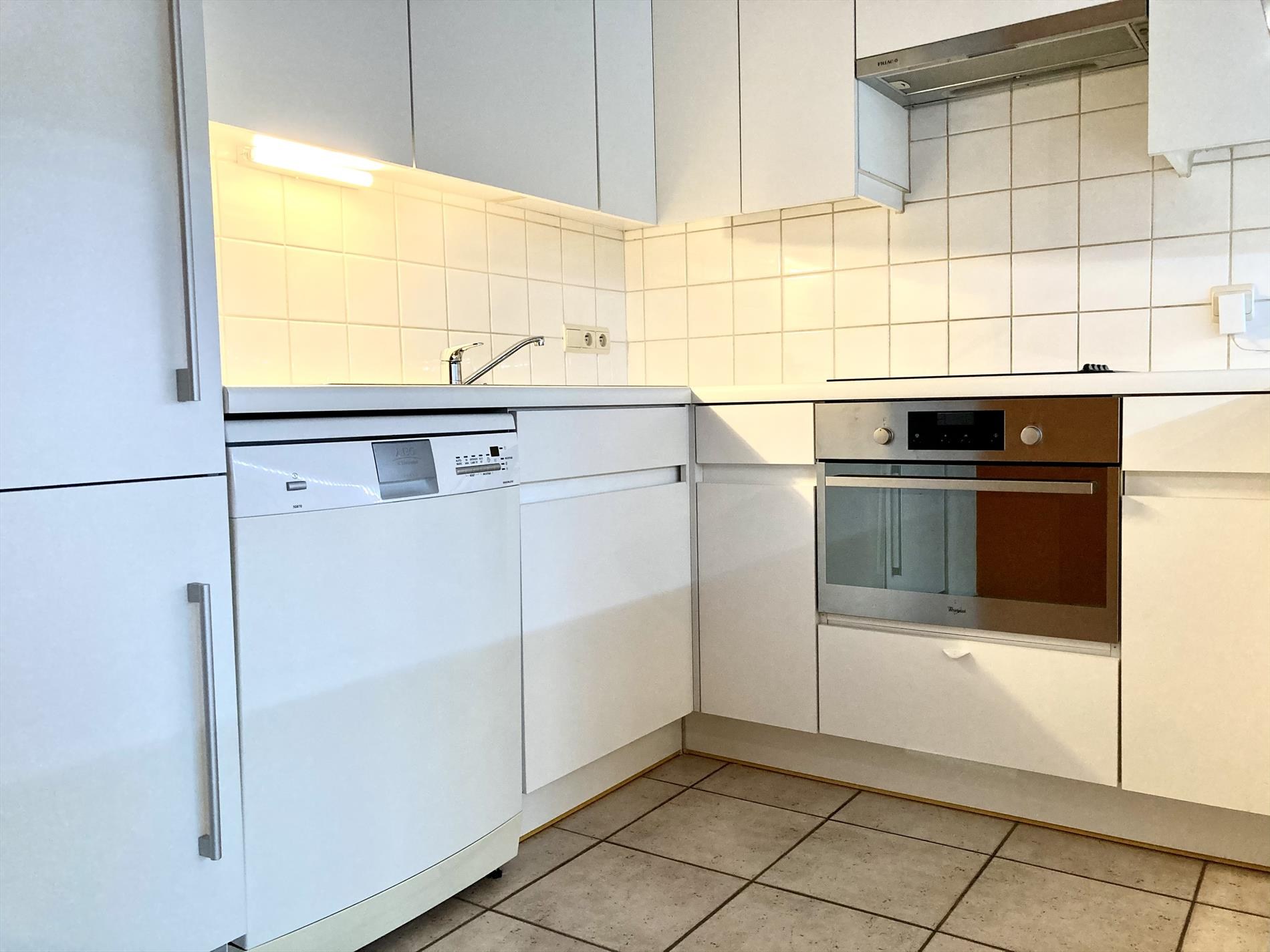 2 slk appartement met autostaanplaats in het centrum van Kuurne te huur. - foto 5