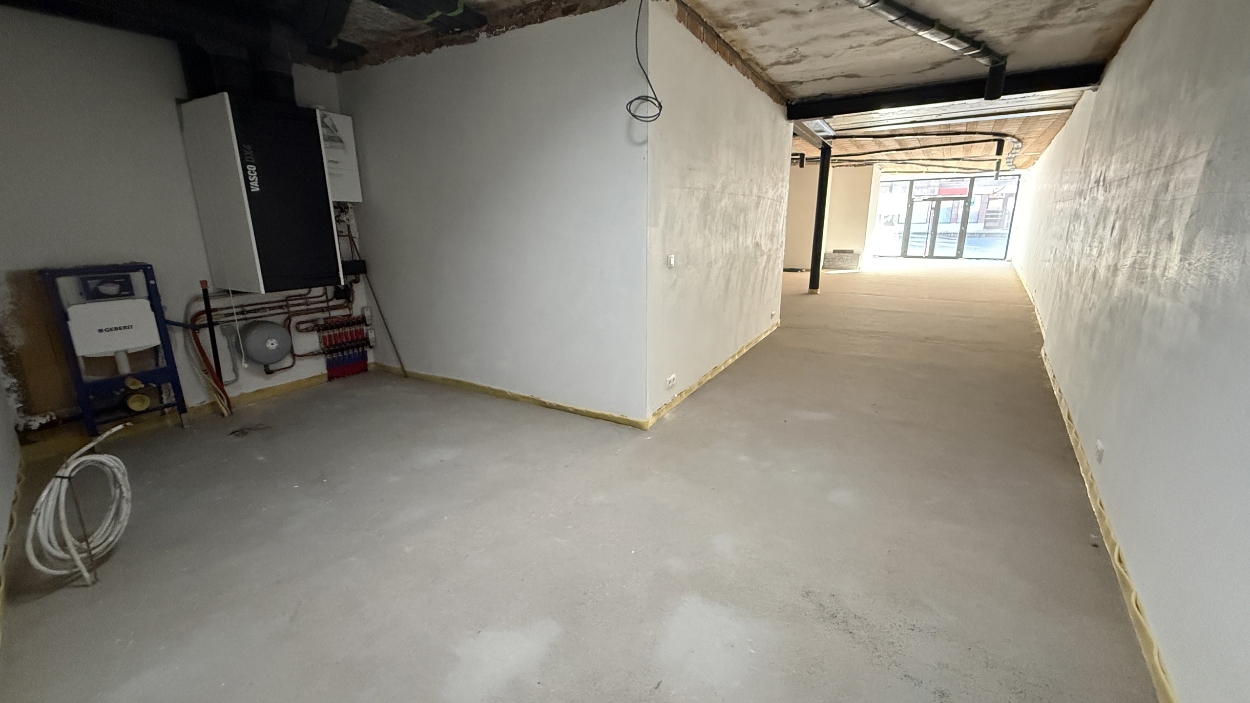 Handelspand met twee appartementen - foto 3