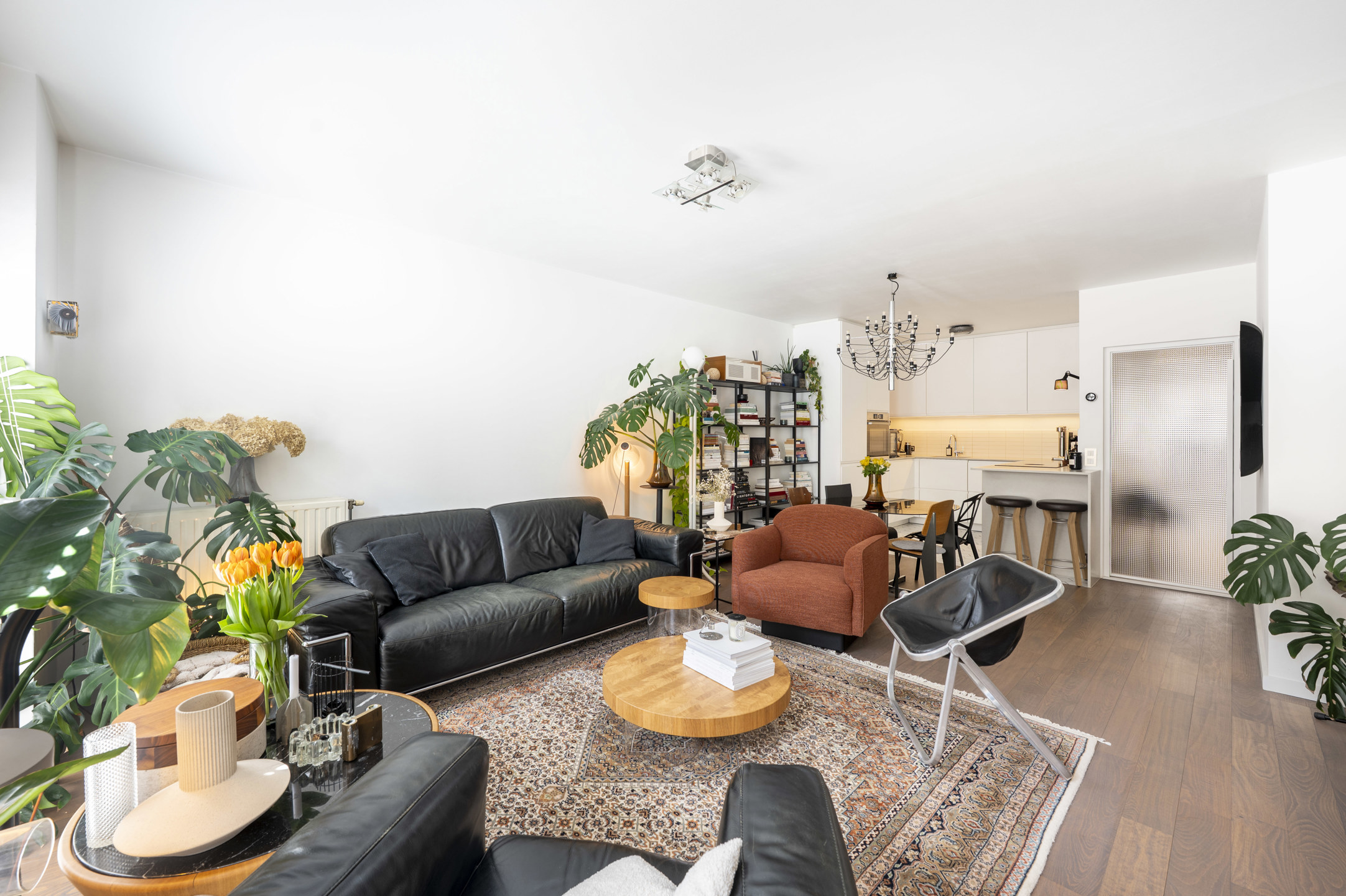 Stijlvol gerenoveerd en instapklaar 3 slkr appartement op toplocatie in hartje Zuid - foto 5