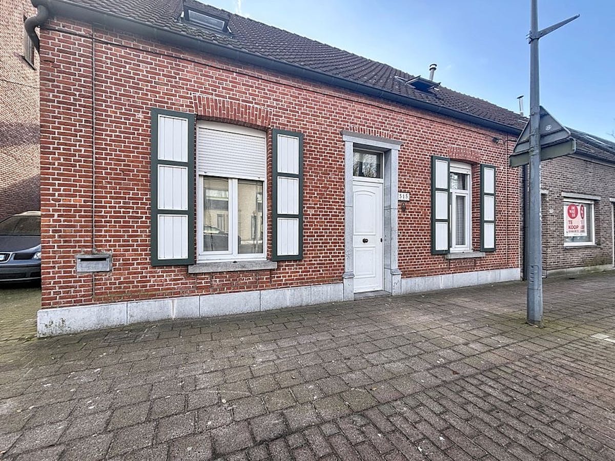 Ruime gezinswoning met diepe tuin in centrum Wuustwezel - foto 2