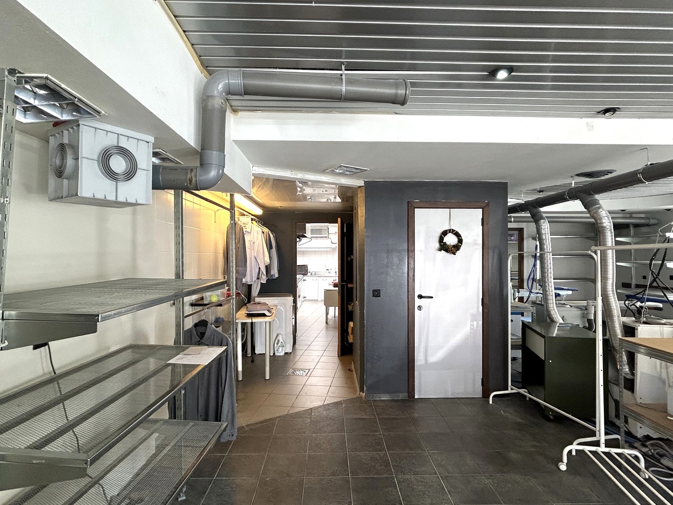 Commercial à vendre à Kessel-Lo avec 2 chambres - photo 4