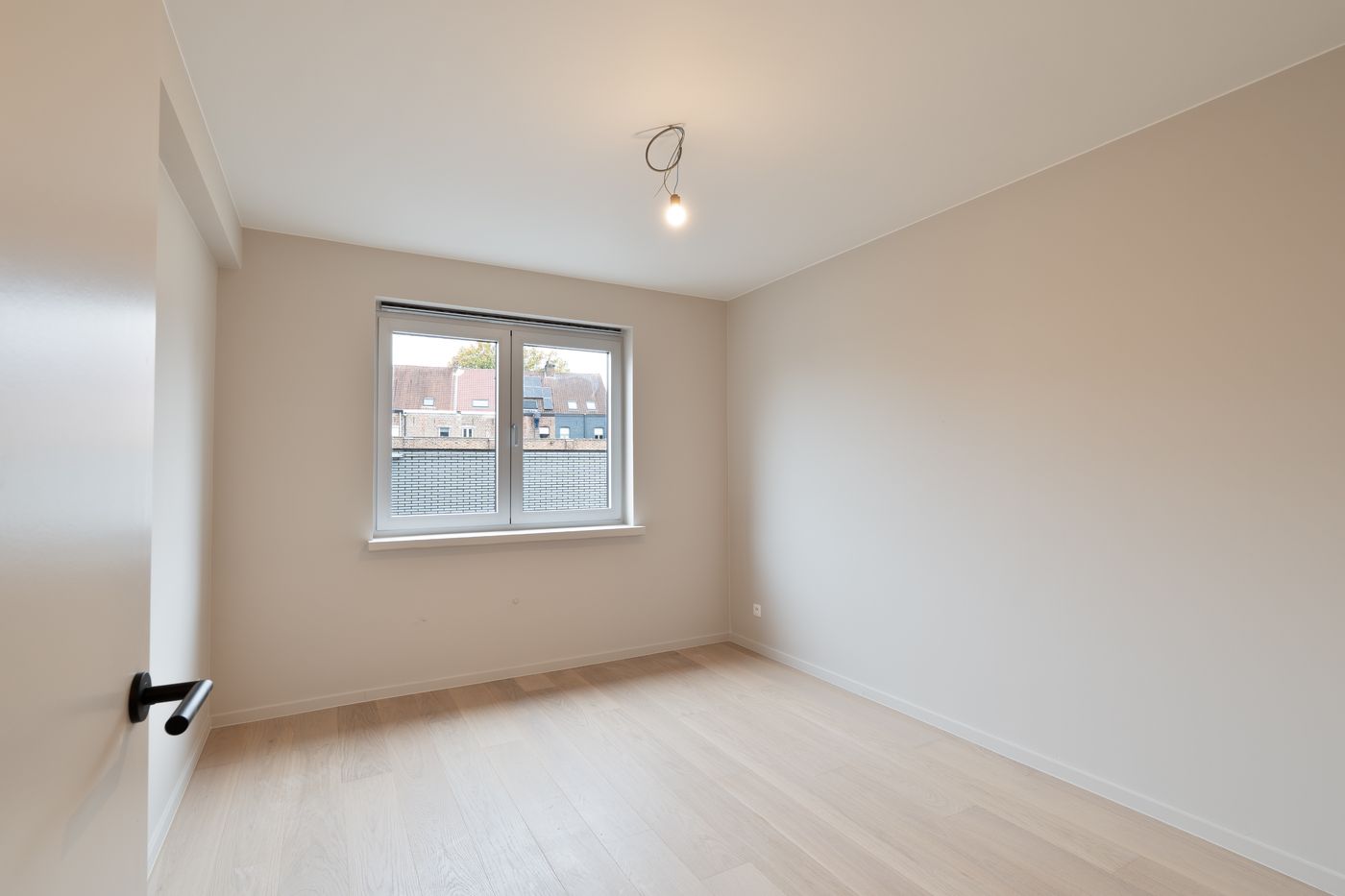 Instapklaar gelijksvloers 2 slaapkamerappartement - foto 5