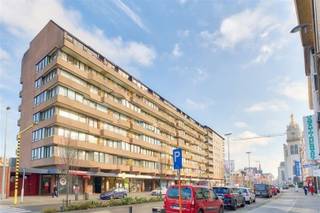 Staanplaats in centrum van Sint-Niklaas Op de hoek van de Plezantstraat en Hofstraat bevindt zich residentie 'Boudelo' waar deze staanplaats...