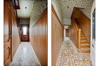 Deze te renoveren woning is gelegen in een rustige straat in Kessel-Lo en biedt tal van mogelijkheden.Indeling:We betreden de woning via de inkomhal...