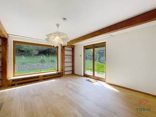 TREVI BRABANT biedt u deze onlangs gerenoveerde villa van ca. 211 m², dicht bij het Schaveys Park en alle voorzieningen (winkels,...