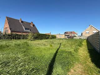 Rustig gelegen bouwgrond te Oostende/ Stene in een kindvriendelijke villa-omgeving - 432 m² grondoppervlakte - geschikt voor open bebouwing...