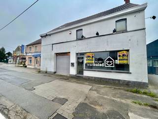 Te huur, veelzijdig gerenoveerd handelspand (66m²) op commerciële toplocatie in LennikDit handelspand is gelegen op een uiterst STRATEGISCHE LOCATIE...