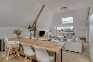 BIJZONDER GROOT, SMAAKVOL, KWALITATIEF, LUMINEUS EN ENERGIEZUINIG APPARTEMENT 171M² MET 3 SLAAPKAMERS, BUREAU, GROOT TERRAS EN...