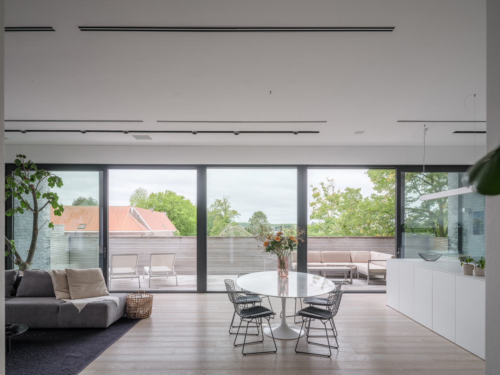 Luxueuze penthouse in hartje Eeklo - foto 1