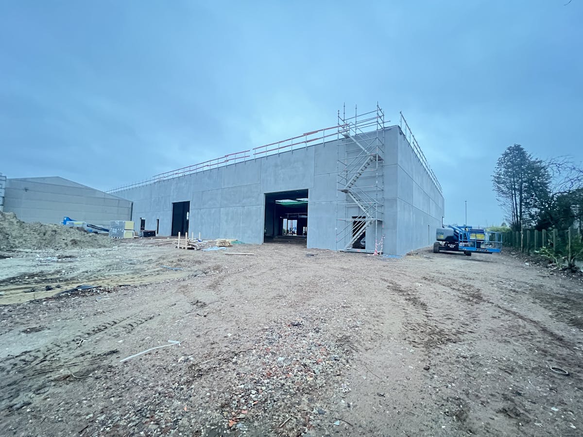 Warehouse (1,441 m²) for rent near the N60 in Gavere - photo 4