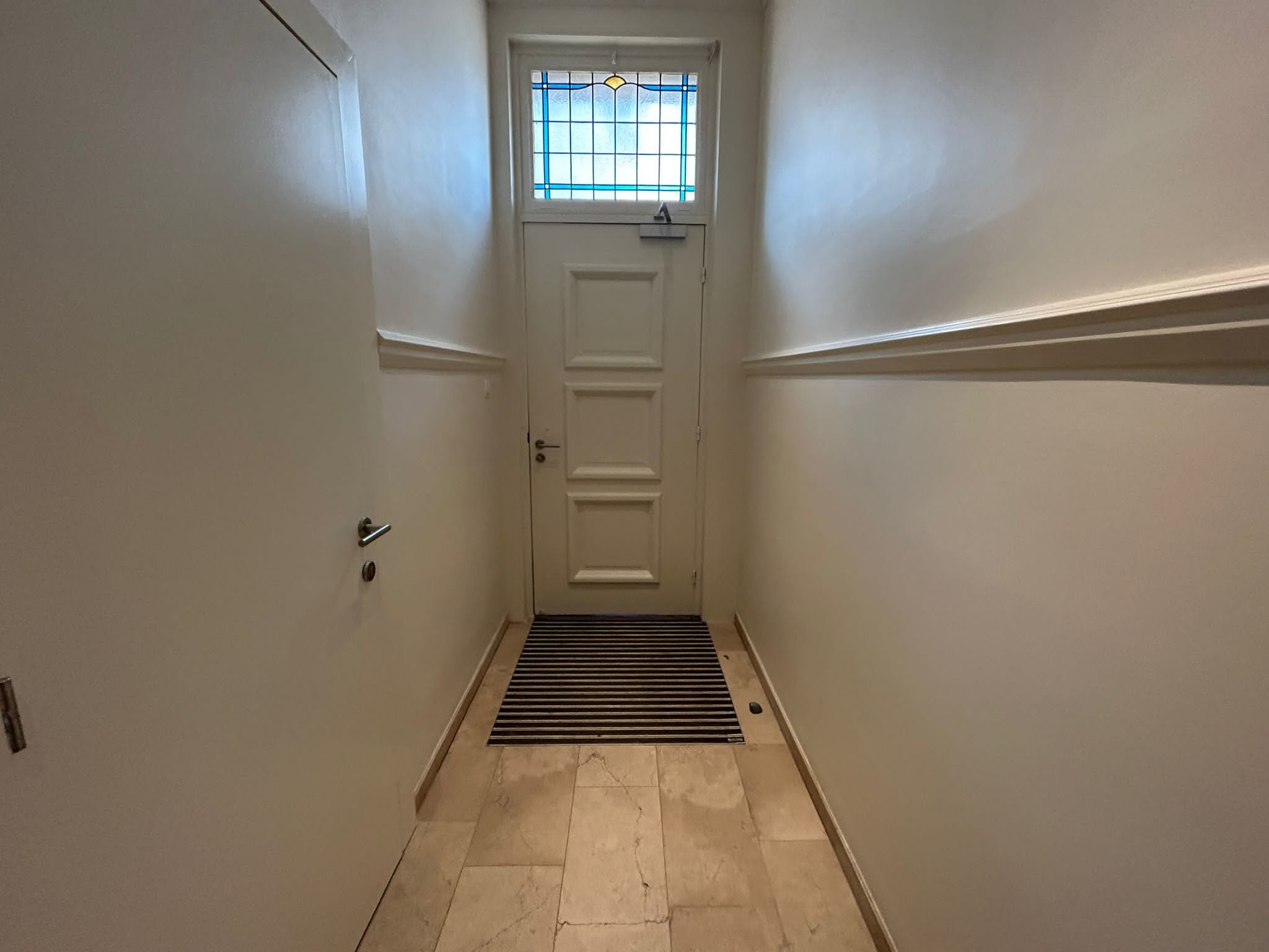 Commercial for rent in Ostend - photo 2