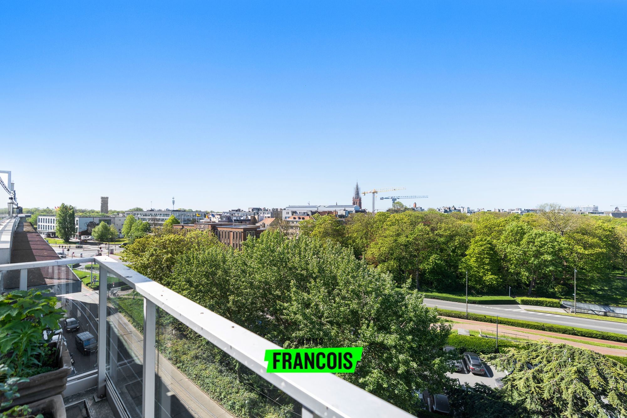 Penthouse met riant terras aan Leopoldpark te Oostende - foto 2
