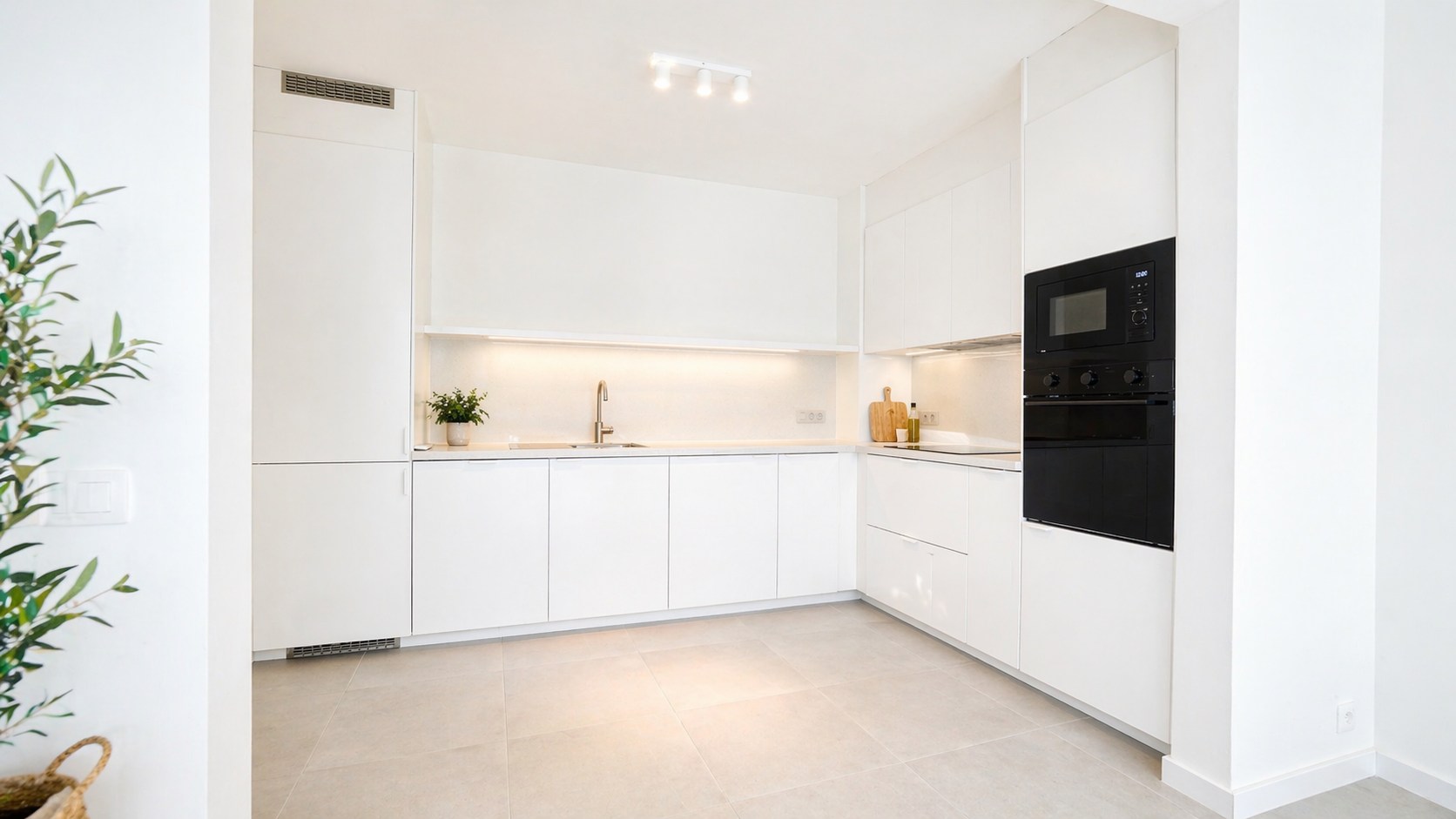 Instapklaar appartement met balkon en garagebox in het centrum van Lokeren - foto 2