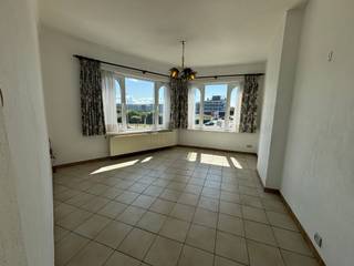 Dit twééslaapkamerappartement is gelegen in de Marie-Josélaan, op wandelafstand van zee en strand. We situeren ons op een boogscheut van...