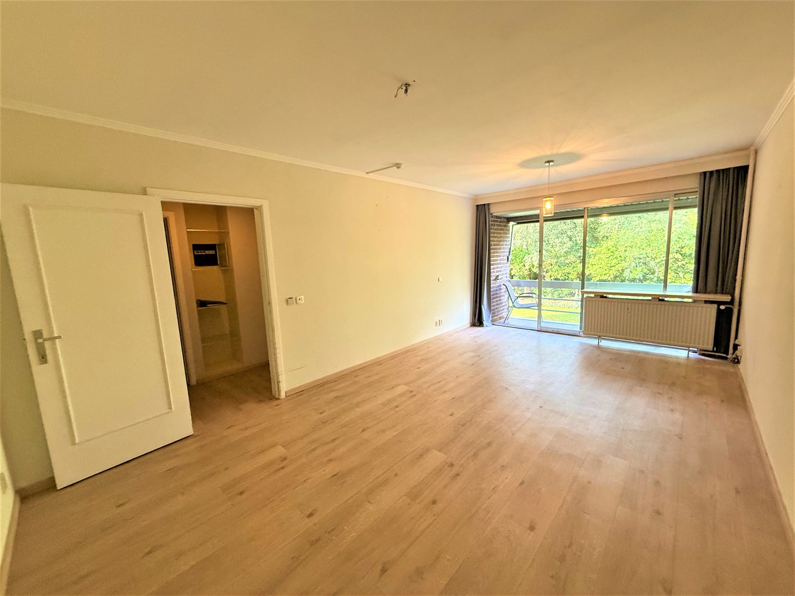 Serviceflat met garage, rustige en groene omgeving - foto 4
