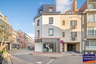 Het kantoorpand aan de Stadsomvaart 165 in Hasselt heeft een grondige renovatie ondergaan, waardoor het nu voldoet aan de meest...