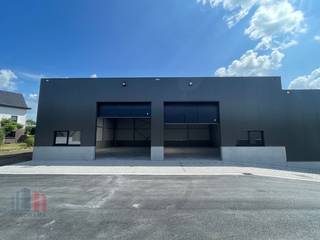 Deze nieuwe KMO- unit/showroom  van 419 m² met 6 privatieve parkeerplaatsen maakt deel uit van de nieuwbouw state-of-the-art bedrijvenpark ''MG...