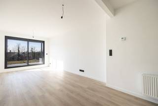 Energiezuinig en kwalitatief vernieuwbouwproject in BlaasveldDit nieuwe appartement beschikt over twee ruime slaapkamers en een zonnig terras. Het is...