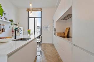 PLAN UW BEZOEK VIA VOLGENDE LINK: https://listed.mijnhuurprofiel.be/whise/7690833Bent u opzoek naar een luxueus duplexappartement op een absolute...
