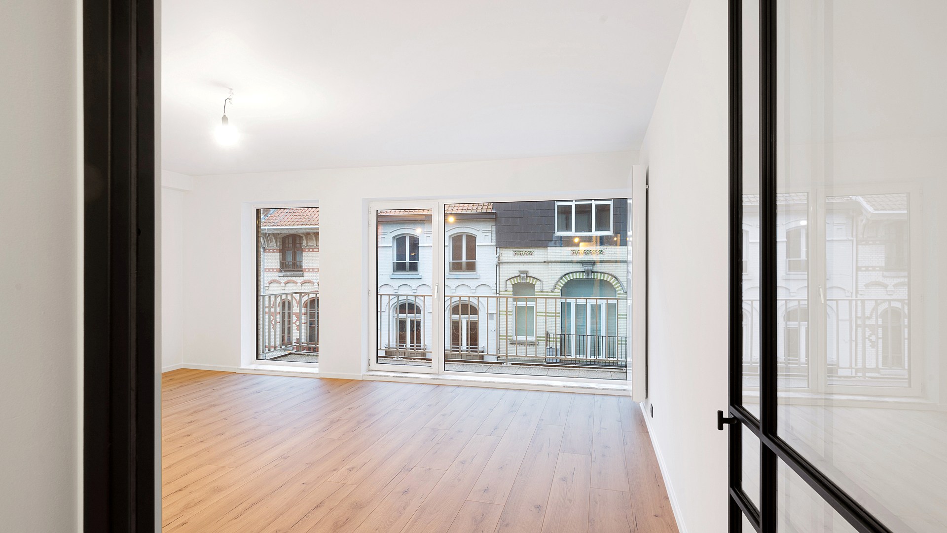 Vernieuwd appartement in de toeristische zone van Heist - foto 4