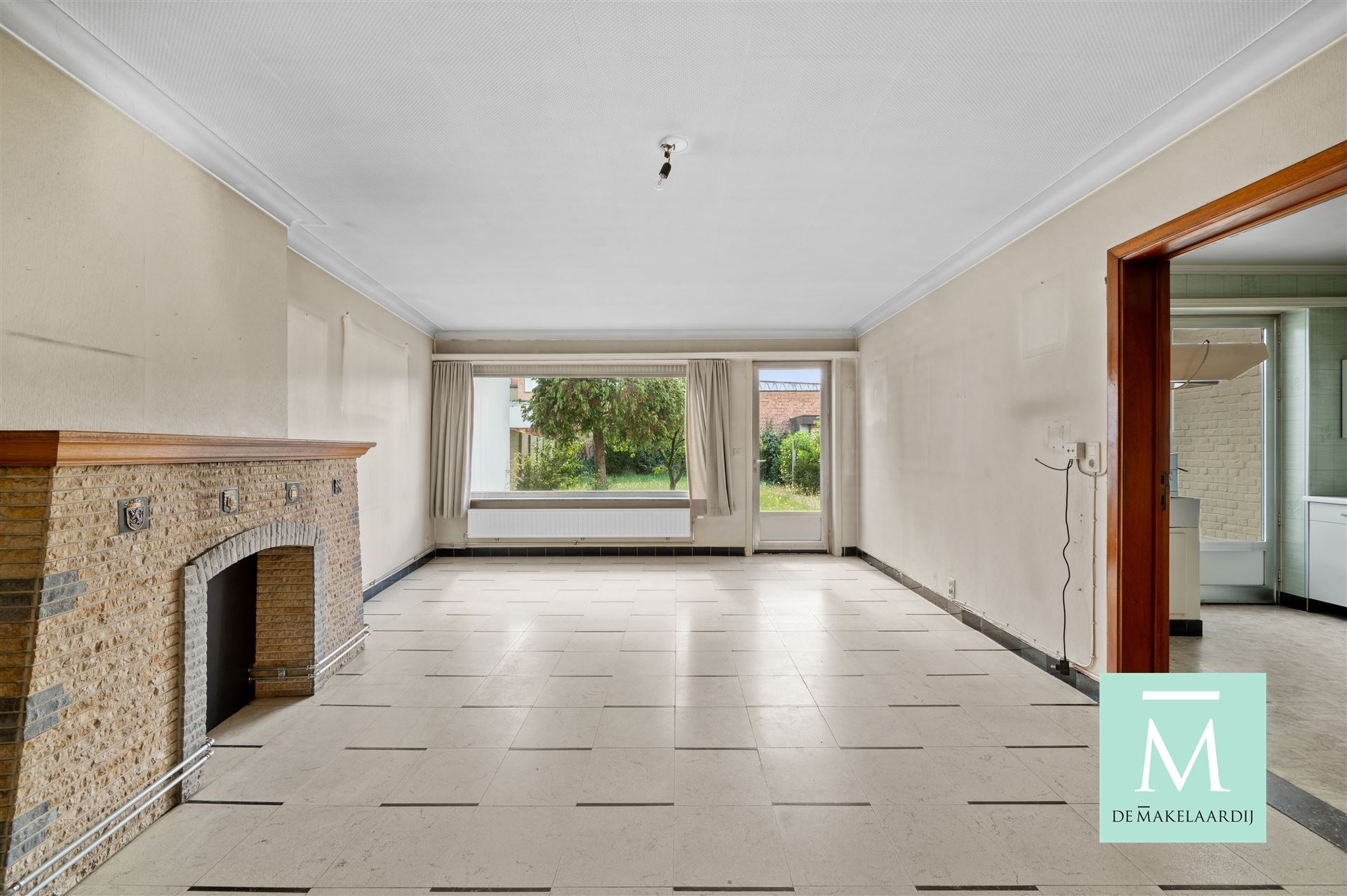 Ruime woning met 3 slaapkamers, aangename tuin en inpandige garage - foto 5