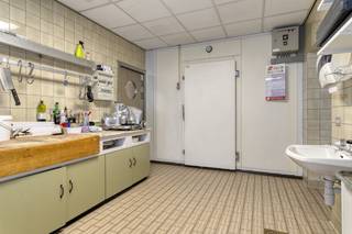 Cet immeuble commercial situé à Menin se compose aujourd'hui d'une boucherie qui fonctionne bien et offre de nombreuses opportunités pour...